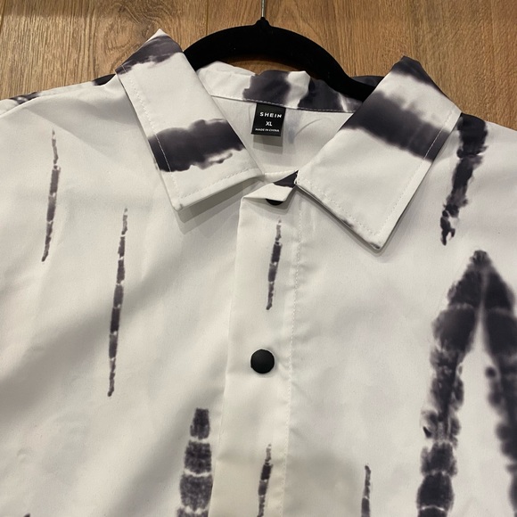 Shein dressed shirt - Picture 3 of 6